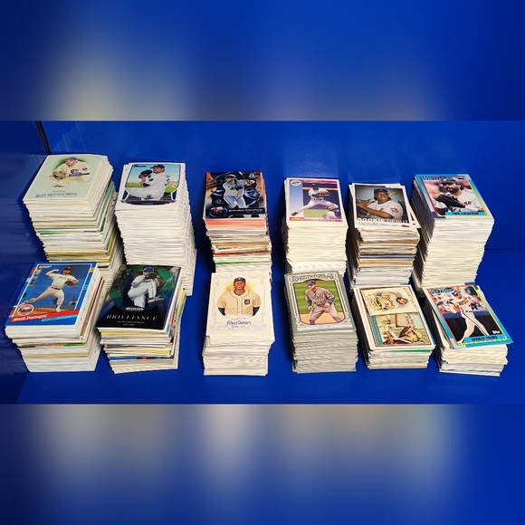 Topps Chrome base #200 huge baseball card lot mini Coin, possible hof or… - Picture 3 of 16